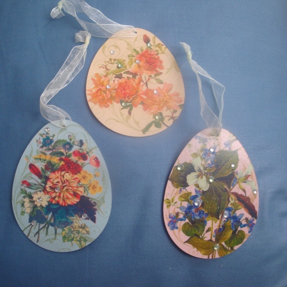 🐣 Set 6 Egg Shape Tin Easter Spring Ornaments w  Flowers & Rhinestones  New - Picture 7 of 9